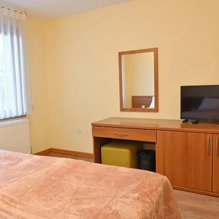 гранит 게스트하우스