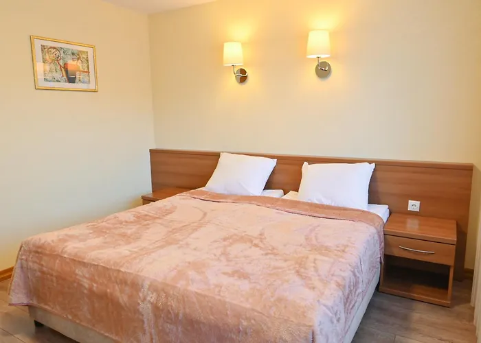 гранит 3* 반스코